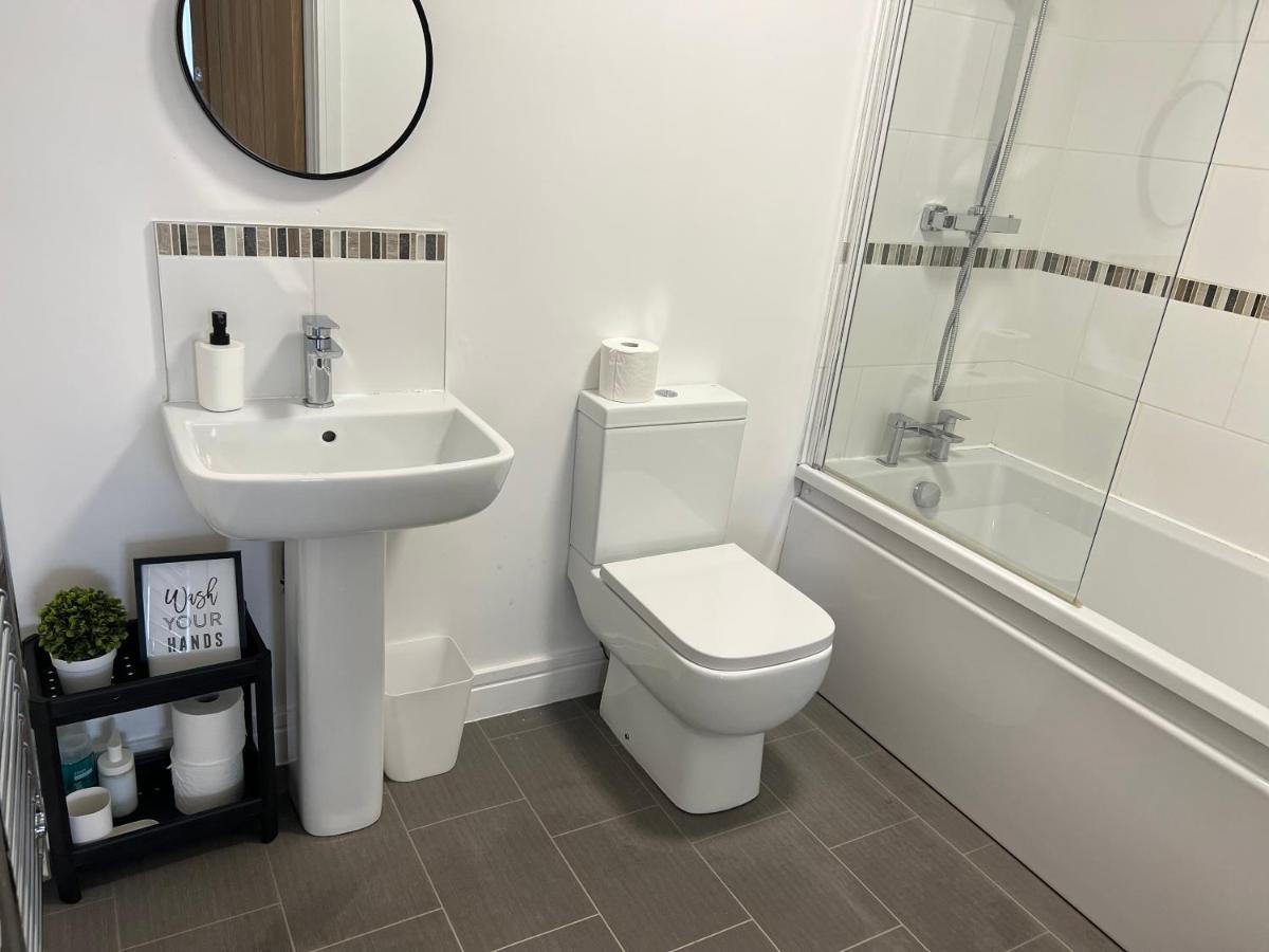 Fab 2Bedroom Apartment- Free Parking, 5Mins From City Centre, Portland Rd Ne2 1Dj Ньюкасл-апон-Тайн Экстерьер фото