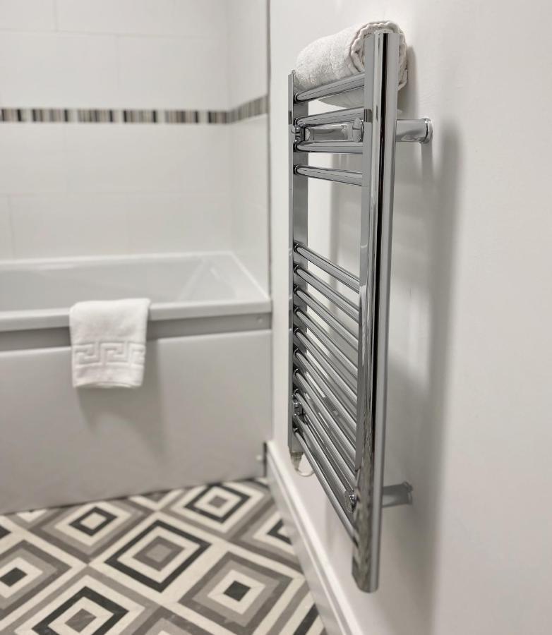 Fab 2Bedroom Apartment- Free Parking, 5Mins From City Centre, Portland Rd Ne2 1Dj Ньюкасл-апон-Тайн Экстерьер фото